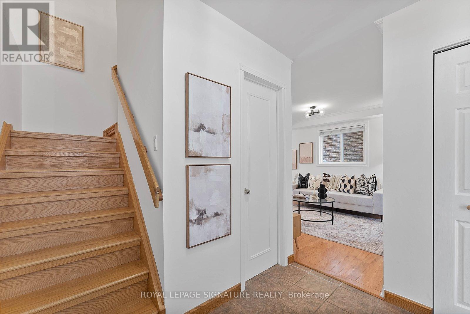 4046 Tea Garden Circle, Mississauga, Ontario  L5B 2W6 - Photo 4 - W12964332