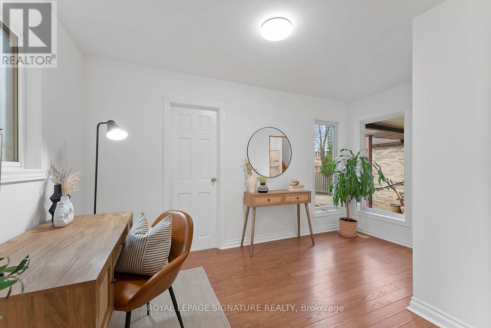 4046 Tea Garden Circle, Mississauga, Ontario  L5B 2W6 - Photo 5 - W12964332