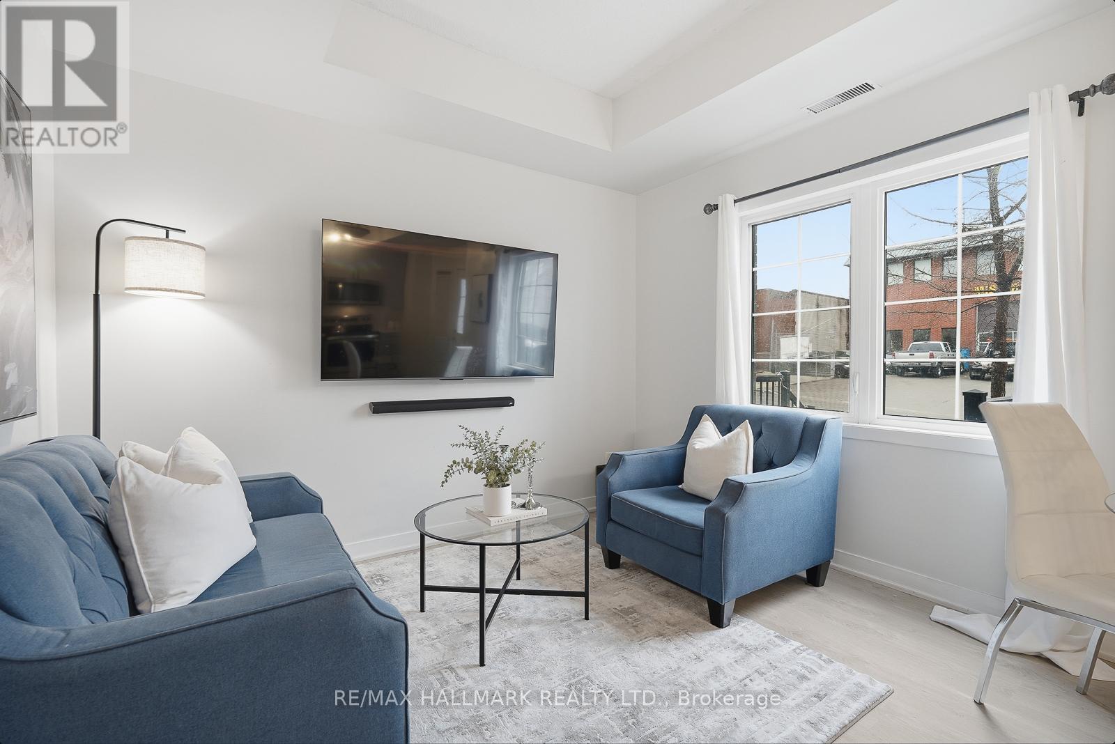 2 - 9 Forbes Avenue, Toronto, Ontario  M6M 0B5 - Photo 11 - W12964340