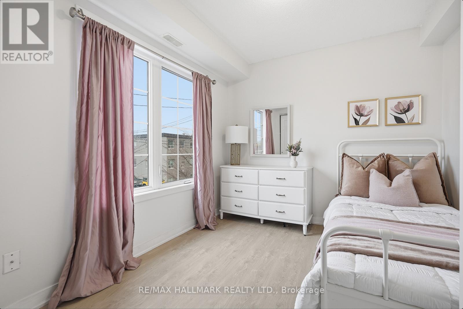 2 - 9 Forbes Avenue, Toronto, Ontario  M6M 0B5 - Photo 19 - W12964340