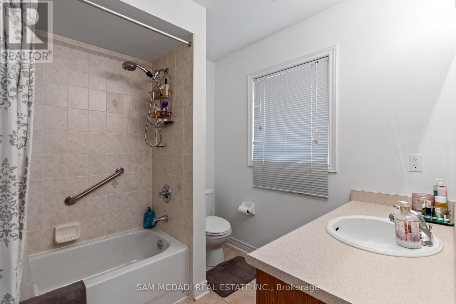 1514 Portsmouth Place, Mississauga, Ontario  L5M 7W1 - Photo 22 - W12964358