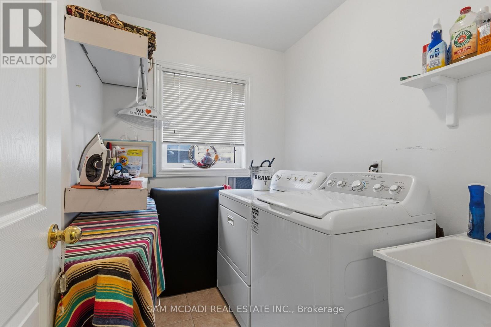 1514 Portsmouth Place, Mississauga, Ontario  L5M 7W1 - Photo 28 - W12964358