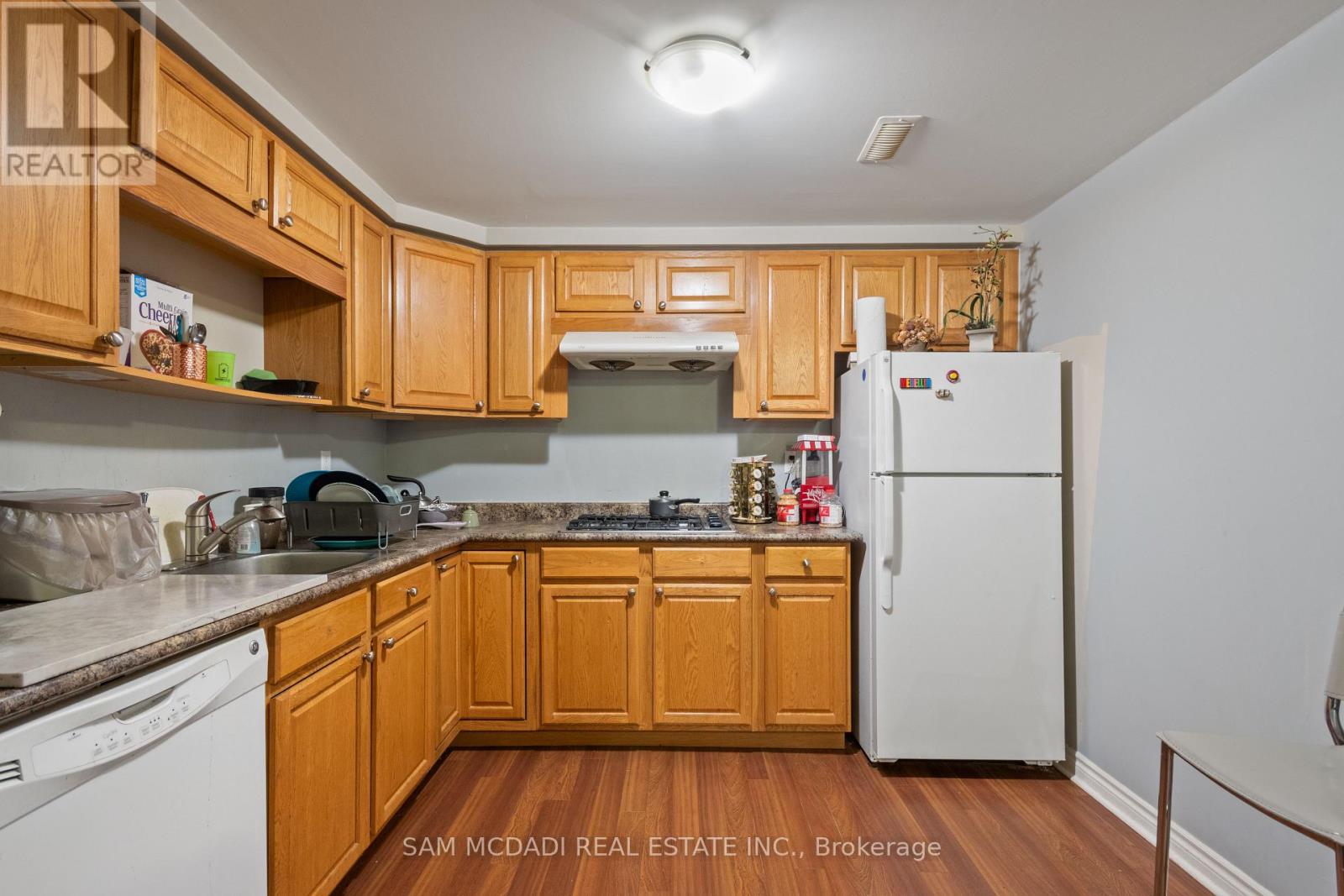 1514 Portsmouth Place, Mississauga, Ontario  L5M 7W1 - Photo 30 - W12964358