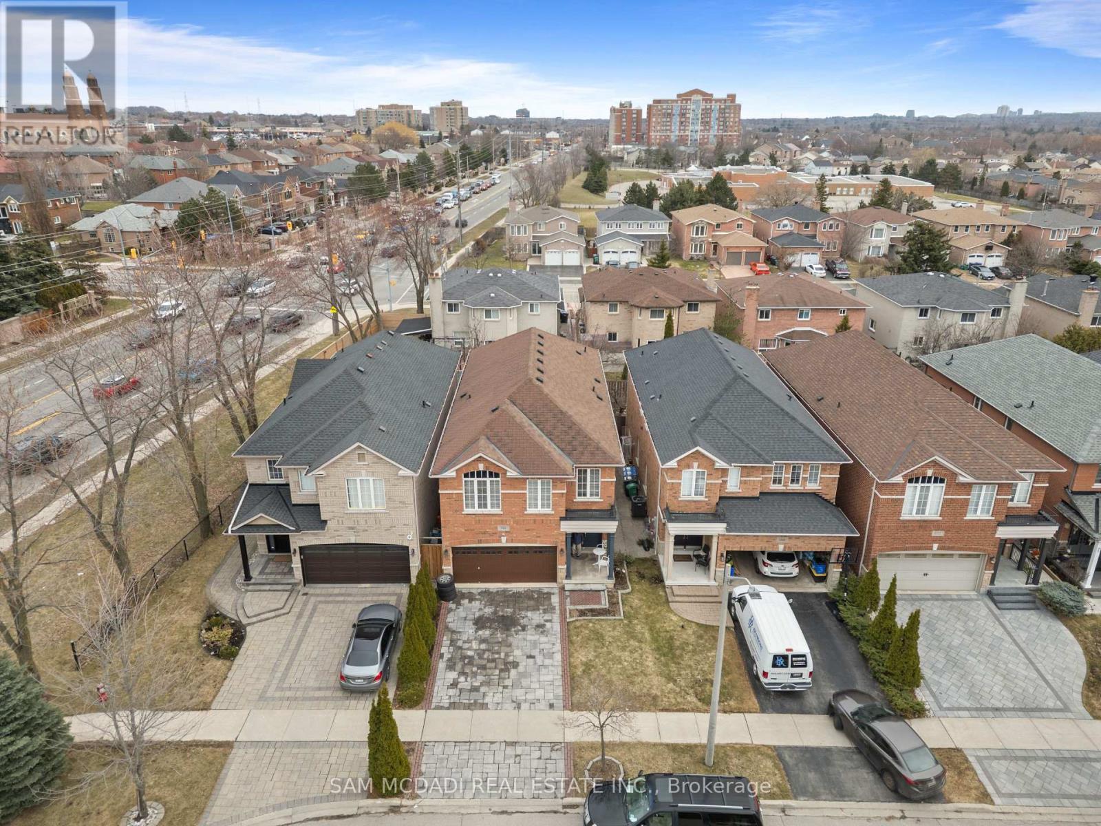 1514 Portsmouth Place, Mississauga, Ontario  L5M 7W1 - Photo 34 - W12964358