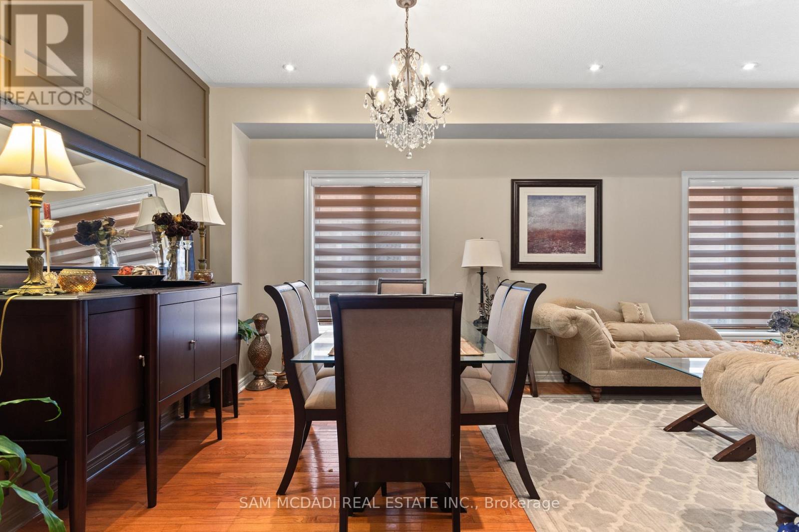 1514 Portsmouth Place, Mississauga, Ontario  L5M 7W1 - Photo 4 - W12964358