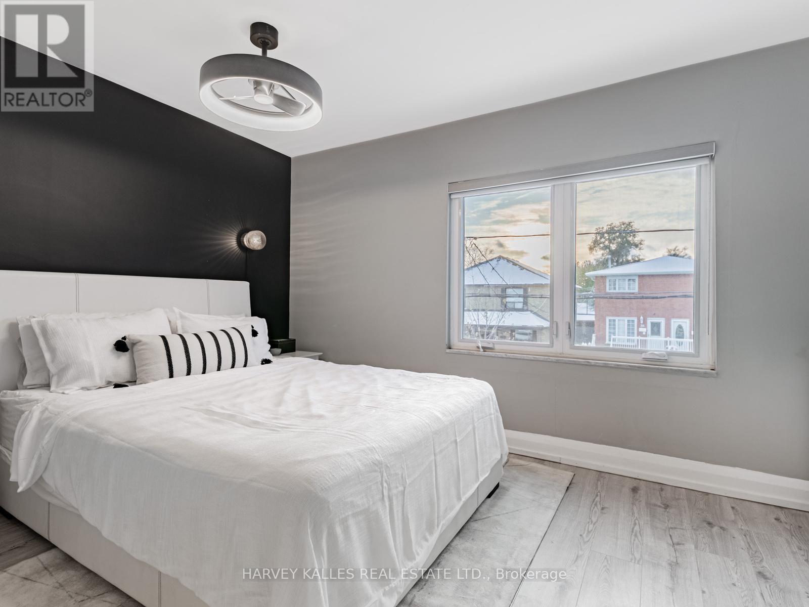 125 Kane Avenue, Toronto, Ontario  M6M 3N1 - Photo 20 - W12964396