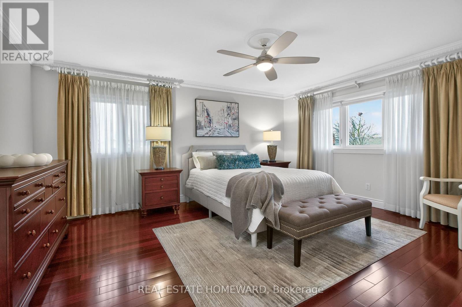 3532 Pinesmoke Crescent, Mississauga, Ontario  L4Y 3L3 - Photo 33 - W12964438