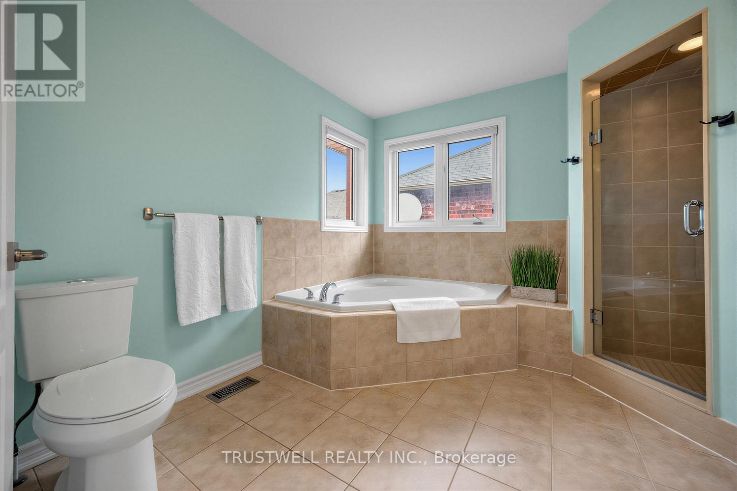 1295 Sim Place, Milton, Ontario  L9T 8M3 - Photo 22 - W12964476