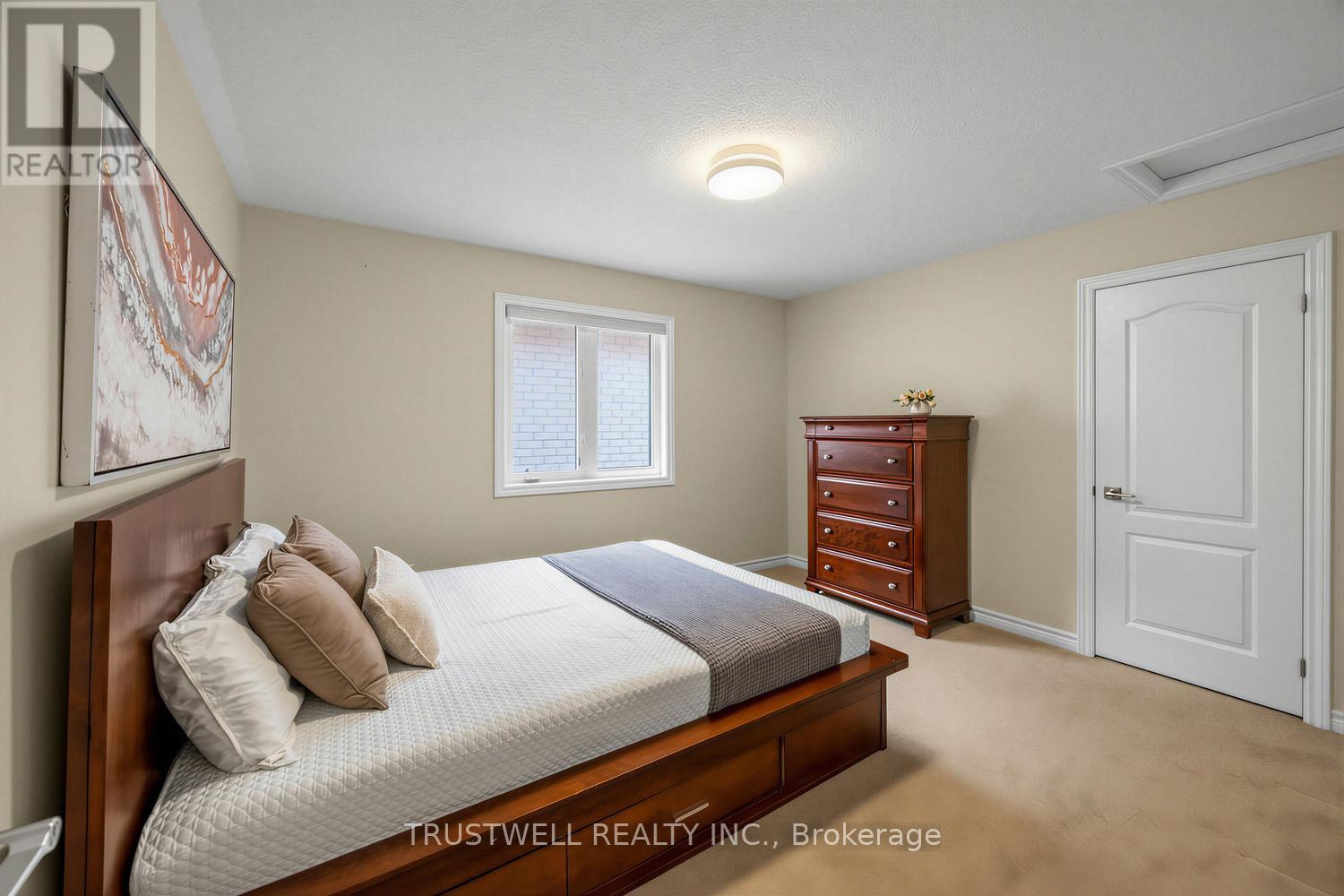 1295 Sim Place, Milton, Ontario  L9T 8M3 - Photo 23 - W12964476