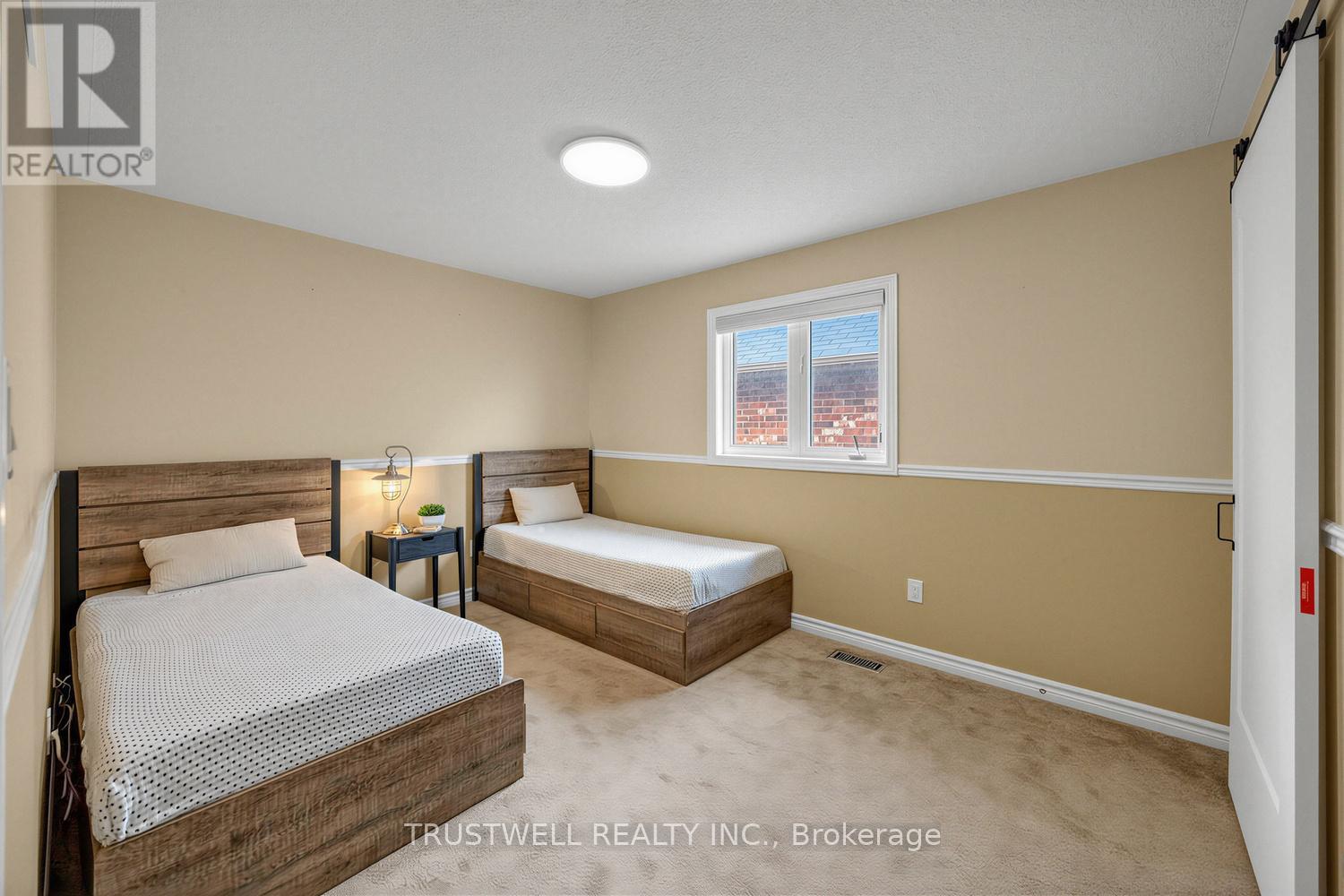 1295 Sim Place, Milton, Ontario  L9T 8M3 - Photo 24 - W12964476