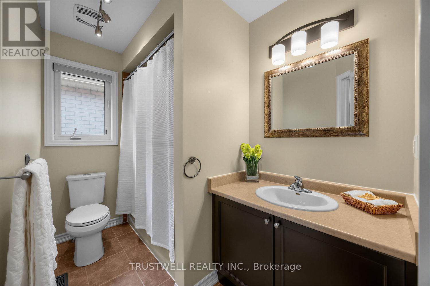 1295 Sim Place, Milton, Ontario  L9T 8M3 - Photo 26 - W12964476