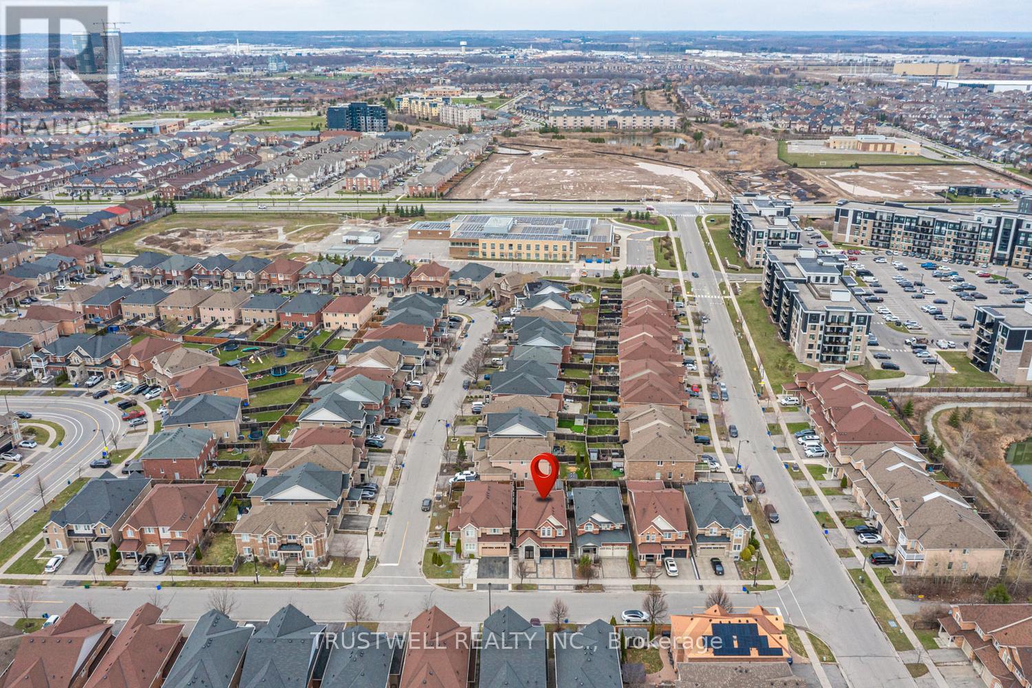 1295 Sim Place, Milton, Ontario  L9T 8M3 - Photo 38 - W12964476