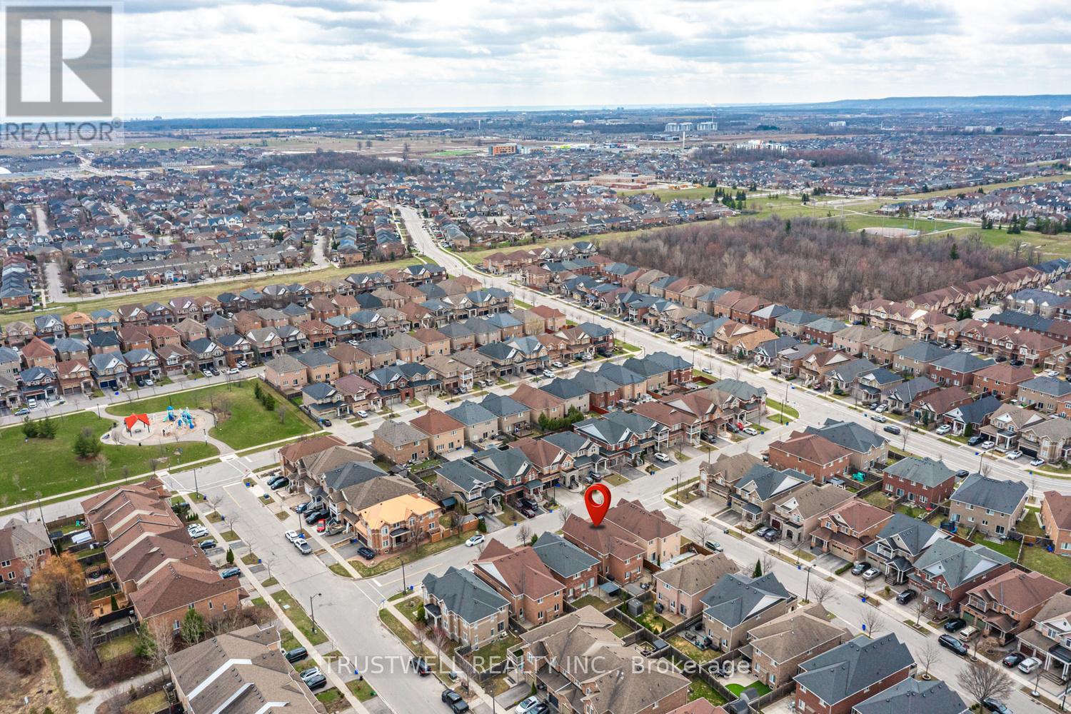 1295 Sim Place, Milton, Ontario  L9T 8M3 - Photo 41 - W12964476