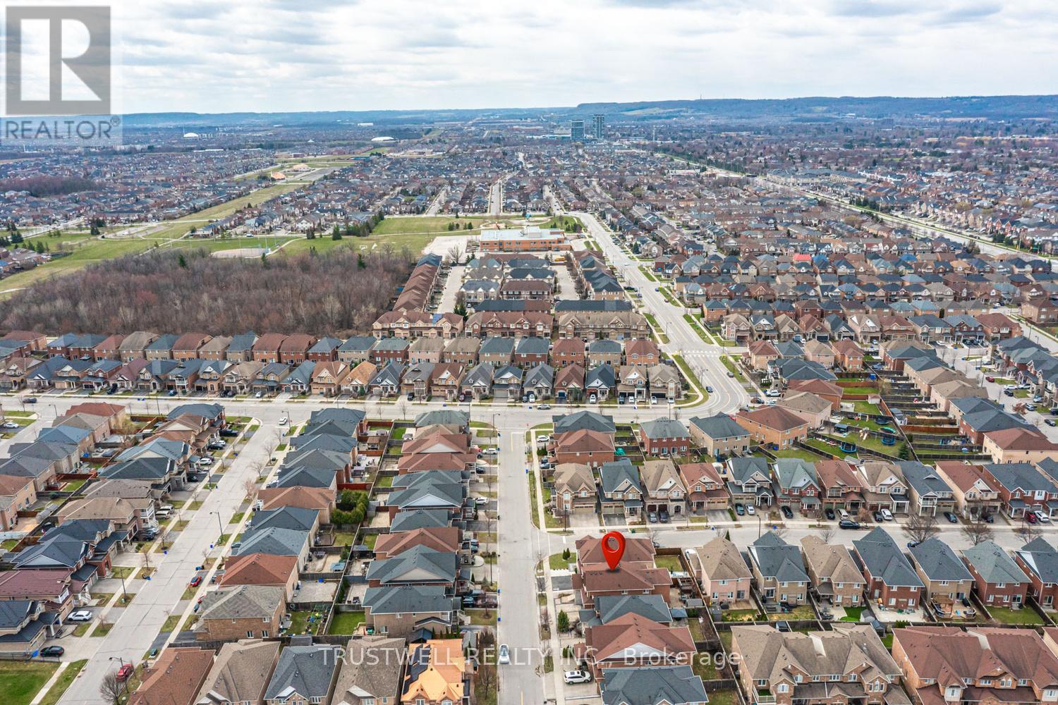 1295 Sim Place, Milton, Ontario  L9T 8M3 - Photo 42 - W12964476