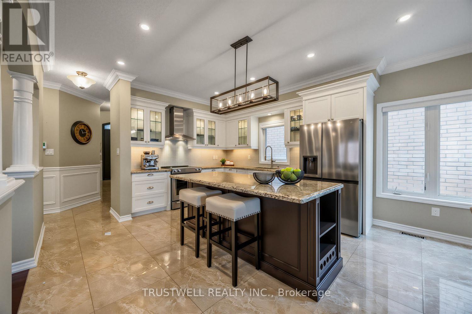 1295 Sim Place, Milton, Ontario  L9T 8M3 - Photo 8 - W12964476