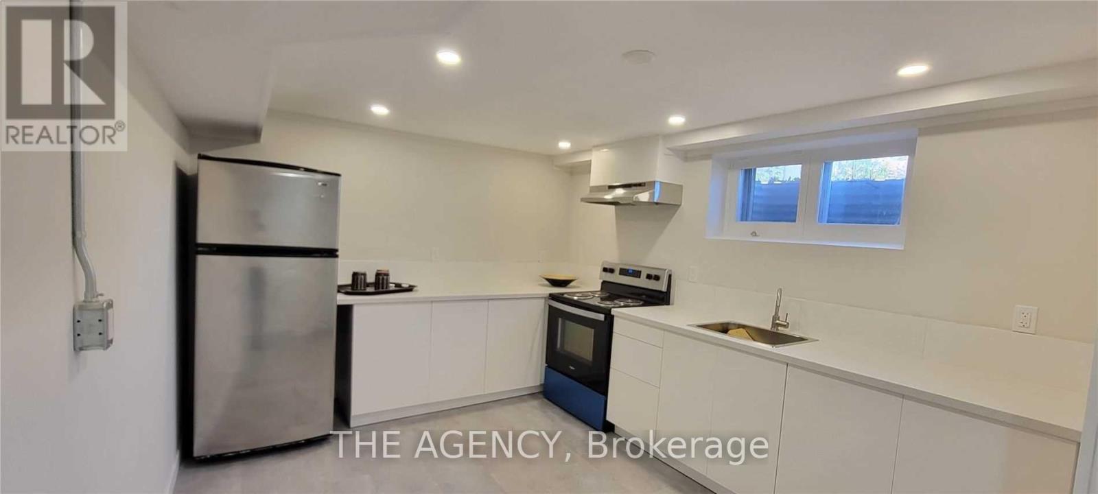 BASEMENT - 64 FARNINGHAM CRESCENT, Toronto, Ontario