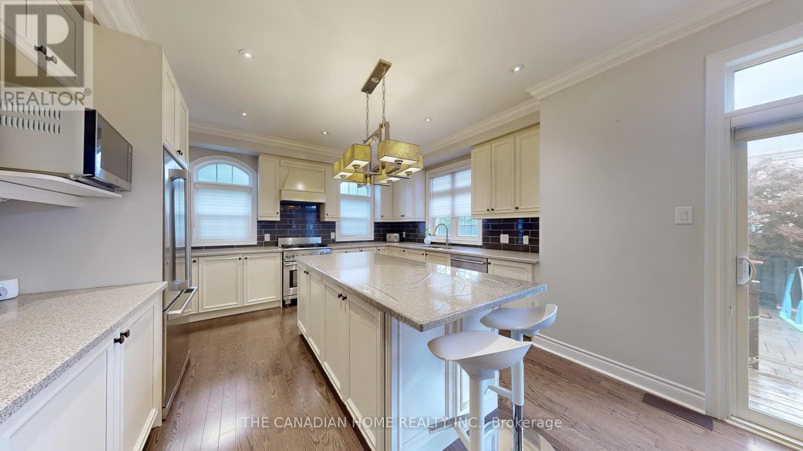 43 Mccandless Court, Caledon, Ontario  L7C 3R6 - Photo 14 - W12964508