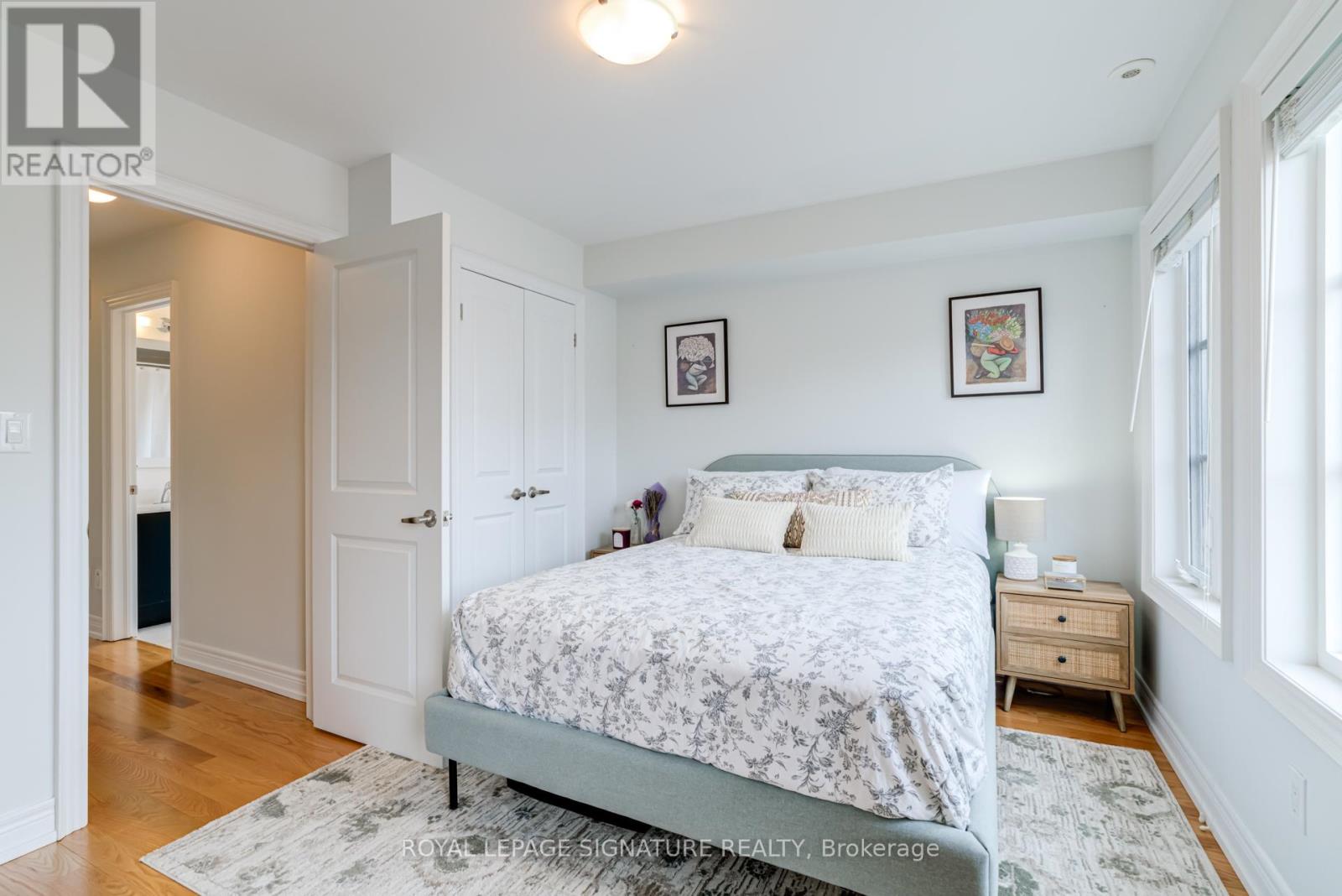 55 Ruby Lang Lane, Toronto, Ontario  M8Z 0B8 - Photo 13 - W12964530