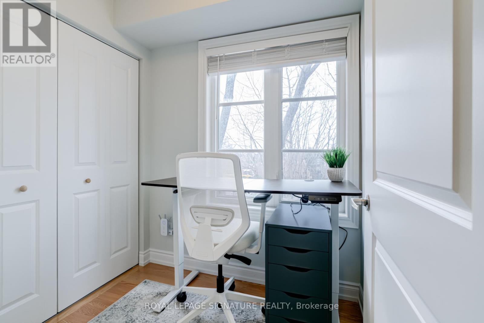 55 Ruby Lang Lane, Toronto, Ontario  M8Z 0B8 - Photo 16 - W12964530