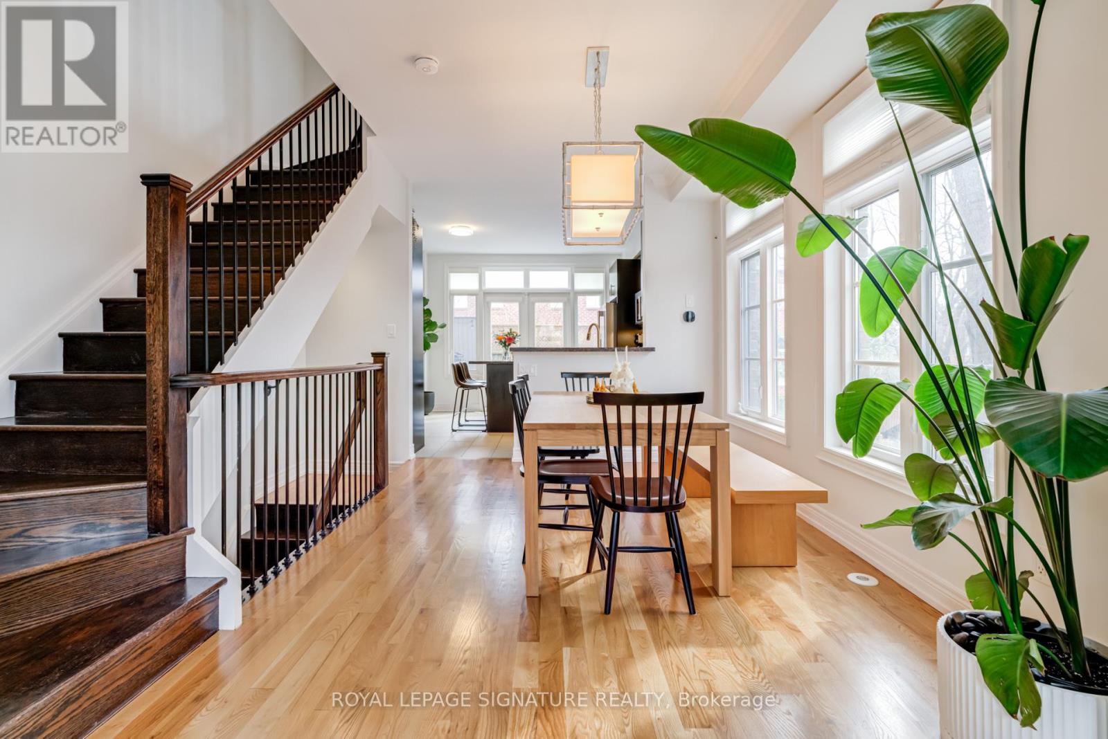 55 Ruby Lang Lane, Toronto, Ontario  M8Z 0B8 - Photo 4 - W12964530