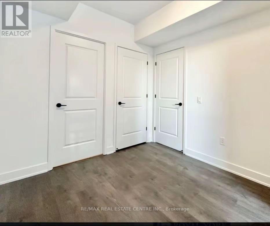 220 - 2333 Khalsa Gate, Oakville, Ontario  L6M 0X7 - Photo 18 - W12964546