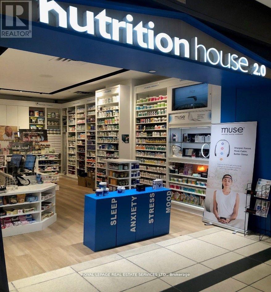 3280 BLOOR STREET W, Toronto, Ontario