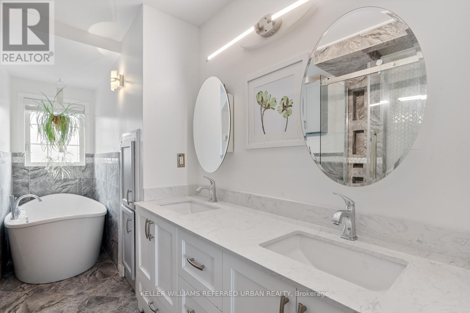 26 Abraham Welsh Road, Toronto, Ontario  M9M 0B7 - Photo 22 - W12964572