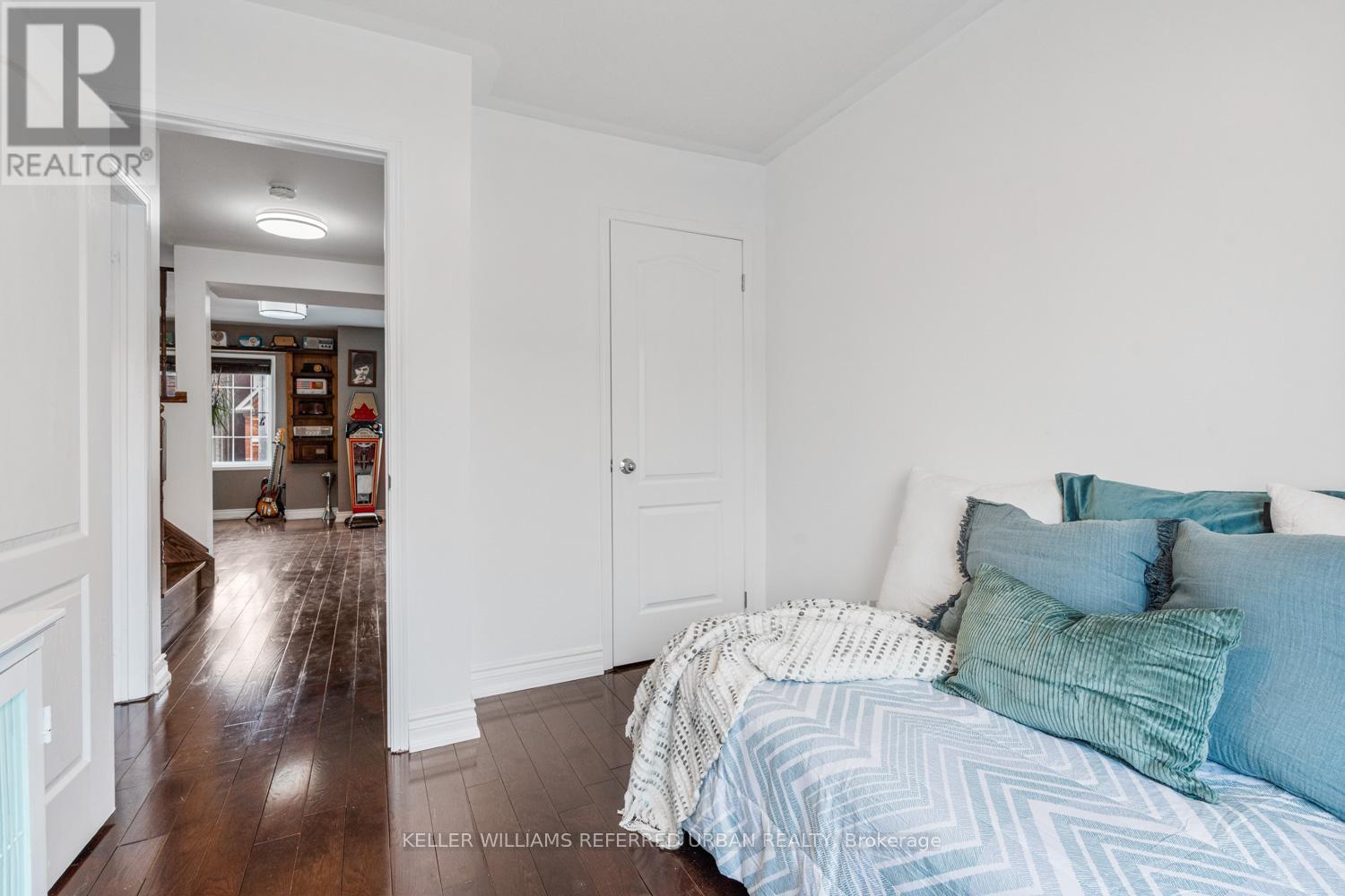 26 Abraham Welsh Road, Toronto, Ontario  M9M 0B7 - Photo 29 - W12964572