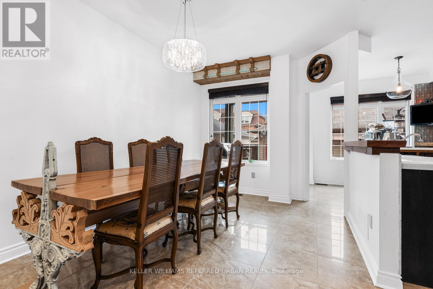 26 Abraham Welsh Road, Toronto, Ontario  M9M 0B7 - Photo 6 - W12964572