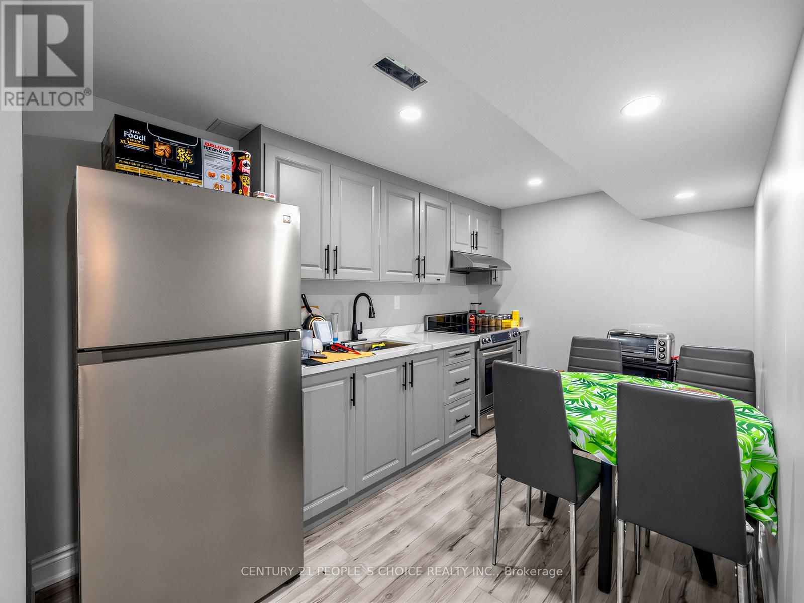 5298 Roadside Way E, Mississauga, Ontario  L5M 0H9 - Photo 19 - W12964578