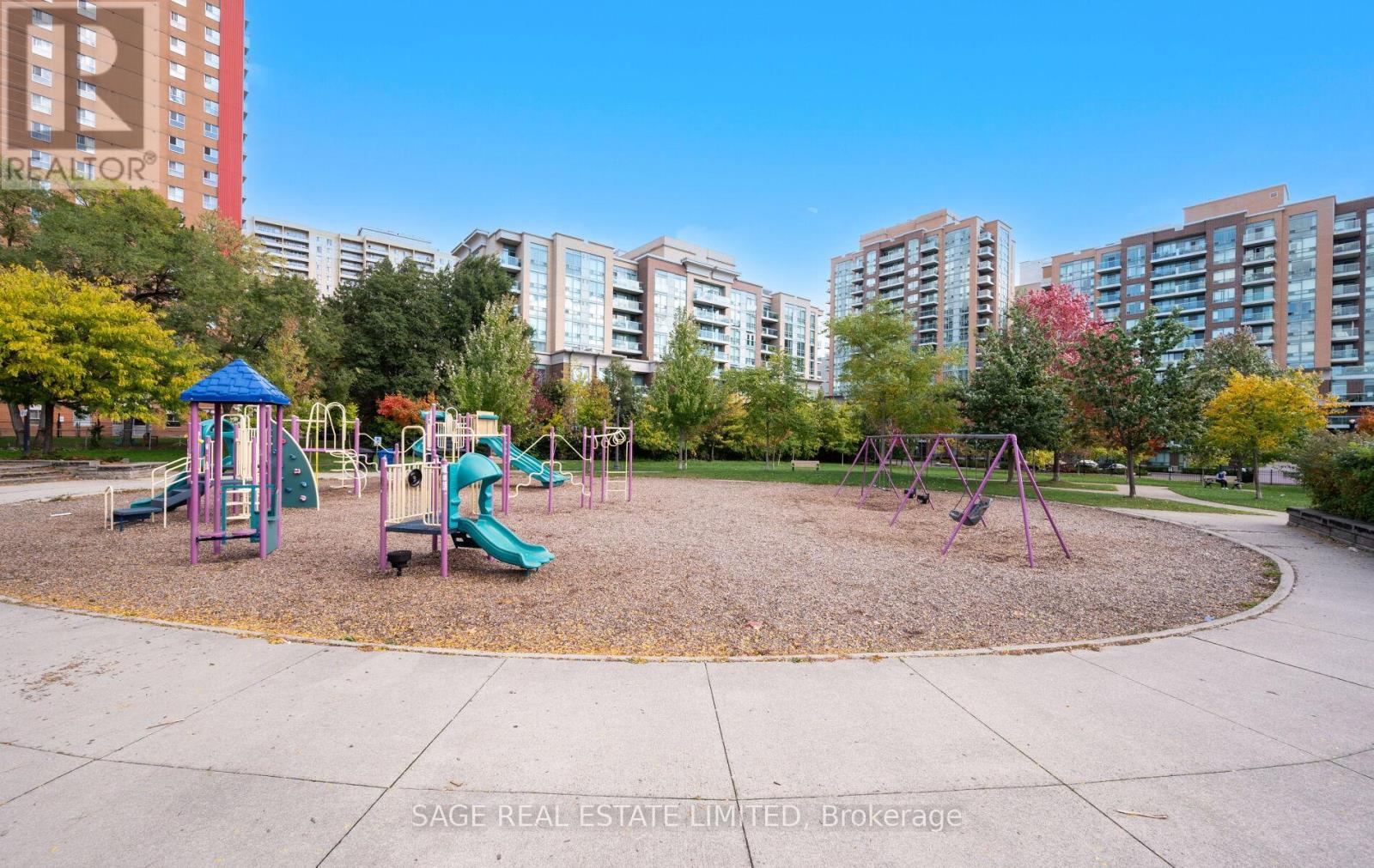 1008 - 15 Michael Power Place, Toronto, Ontario  M9A 5G4 - Photo 26 - W12964588