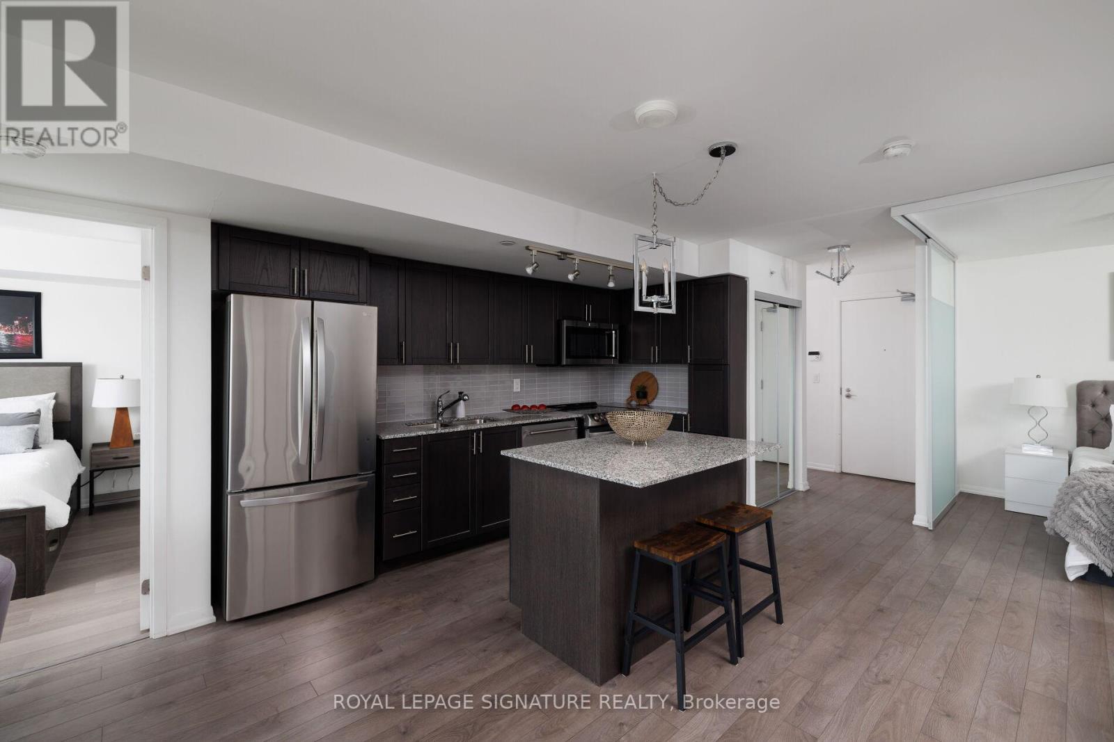 726 - 3091 Dufferin Street, Toronto, Ontario  M6A 0C4 - Photo 9 - W12964602