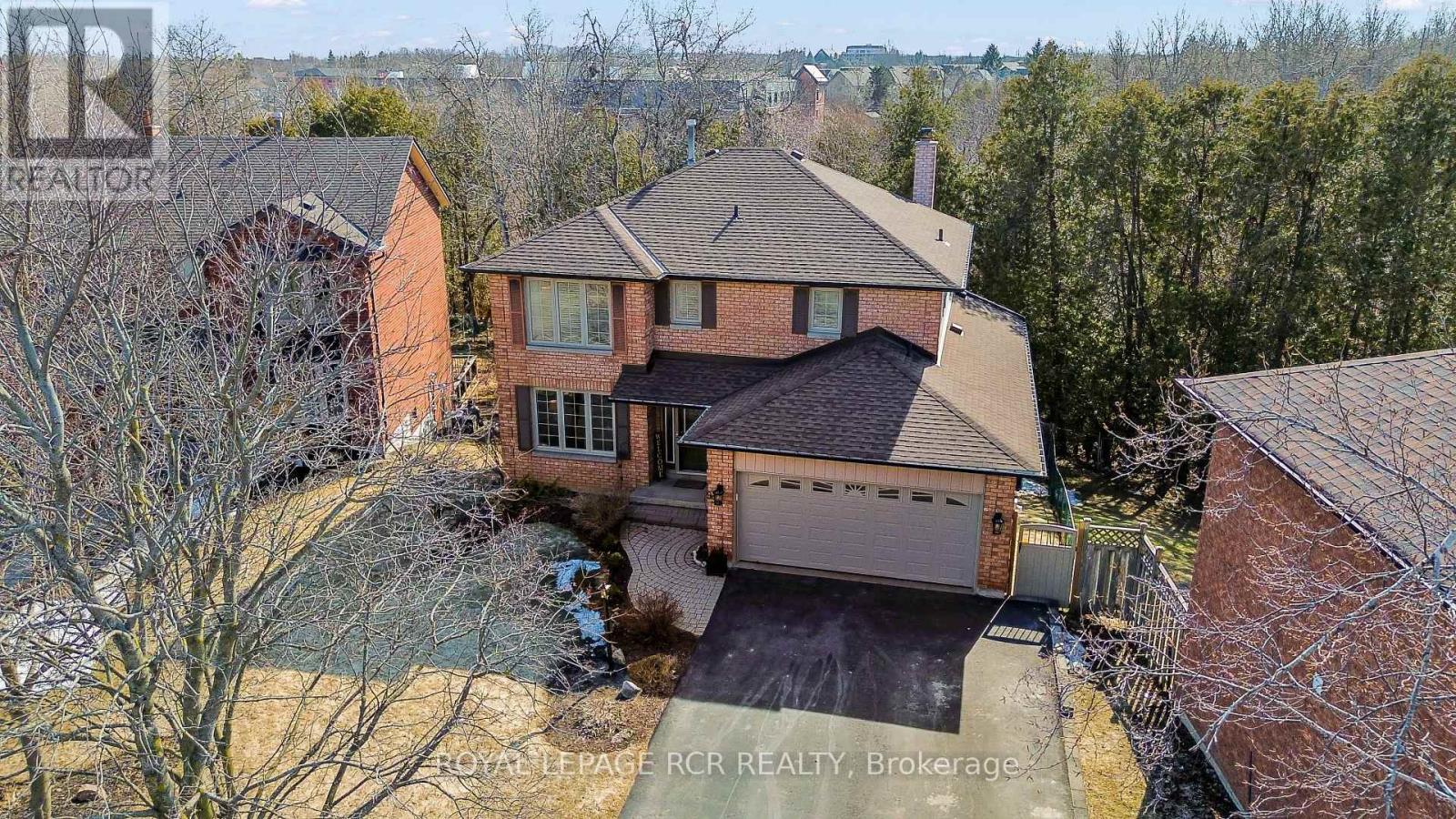 95 MEADOW DRIVE, Orangeville, Ontario