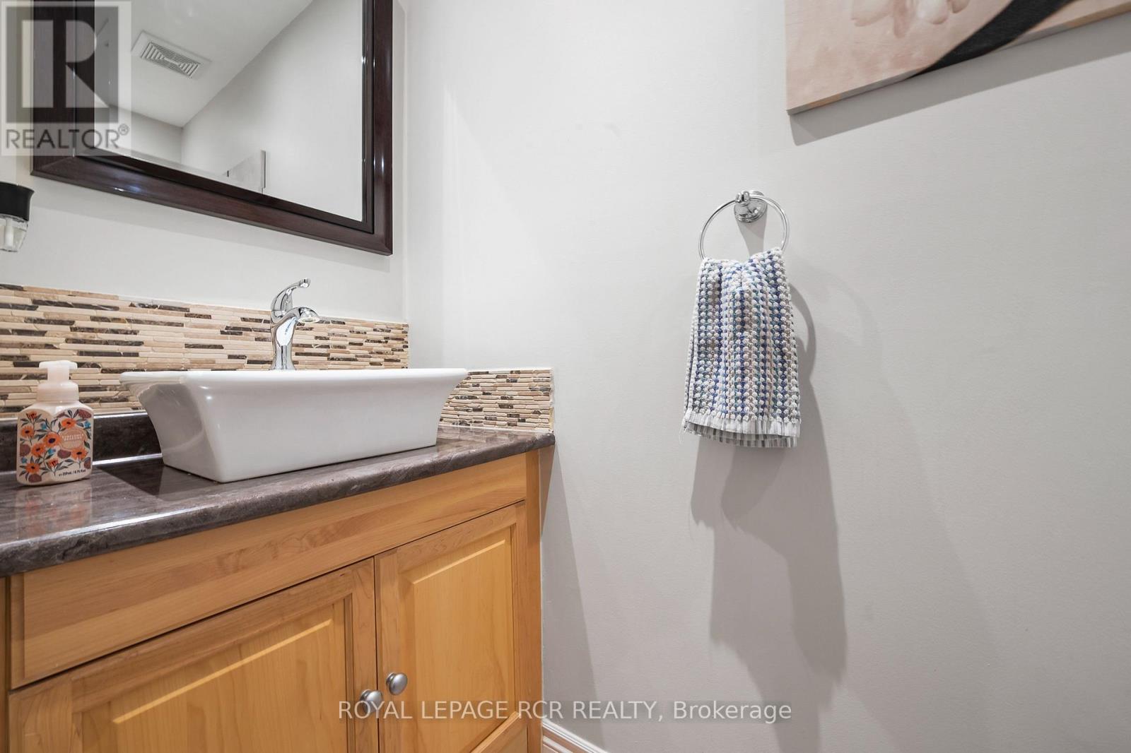 95 Meadow Drive, Orangeville, Ontario  L9W 4K8 - Photo 21 - W12964620