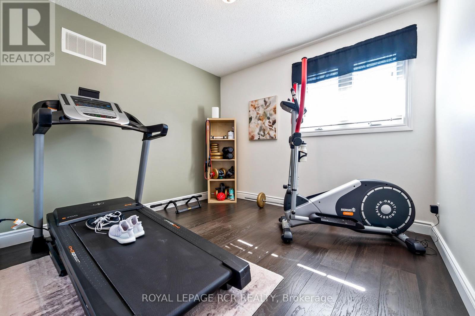 95 Meadow Drive, Orangeville, Ontario  L9W 4K8 - Photo 28 - W12964620