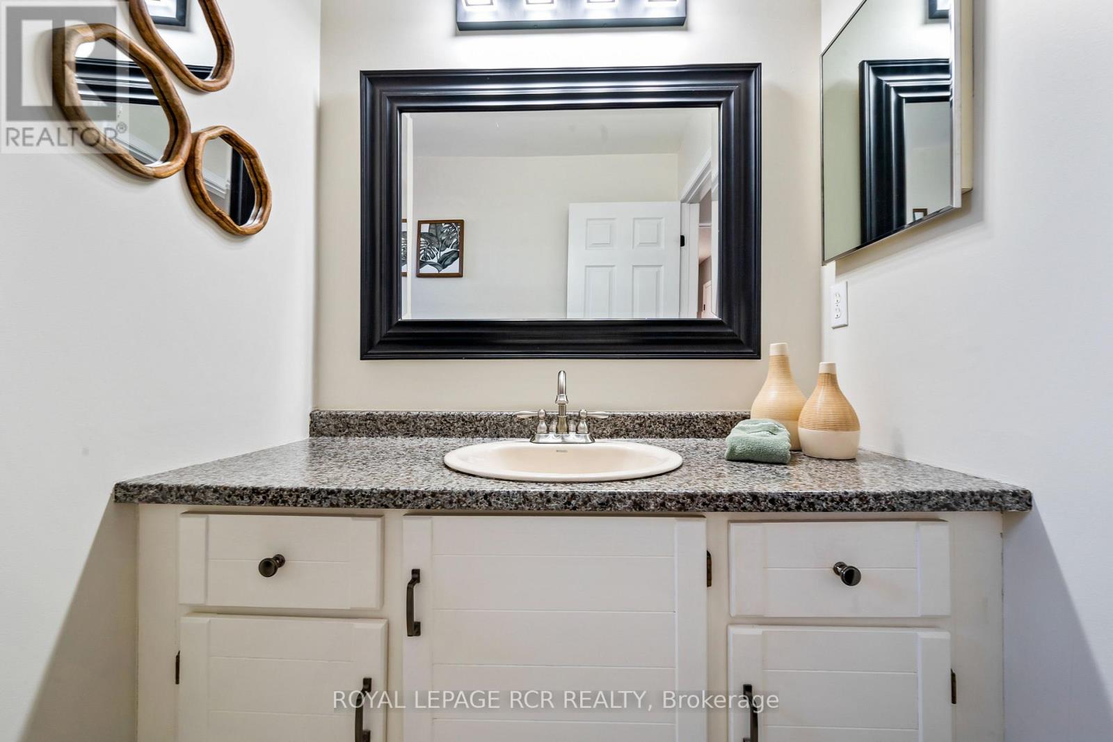 95 Meadow Drive, Orangeville, Ontario  L9W 4K8 - Photo 30 - W12964620