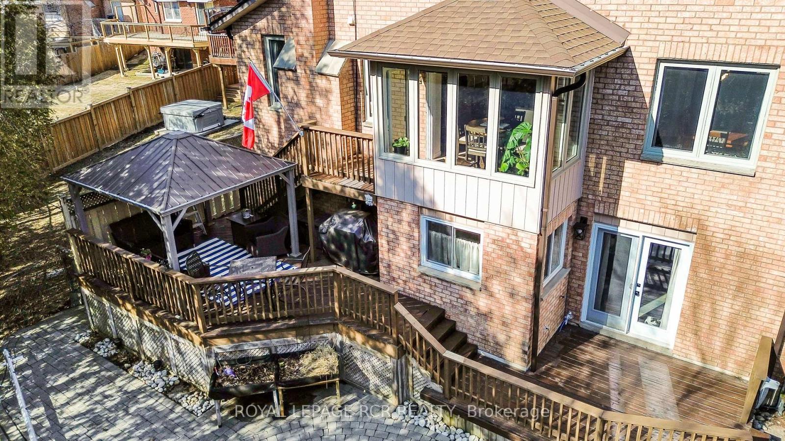 95 Meadow Drive, Orangeville, Ontario  L9W 4K8 - Photo 32 - W12964620