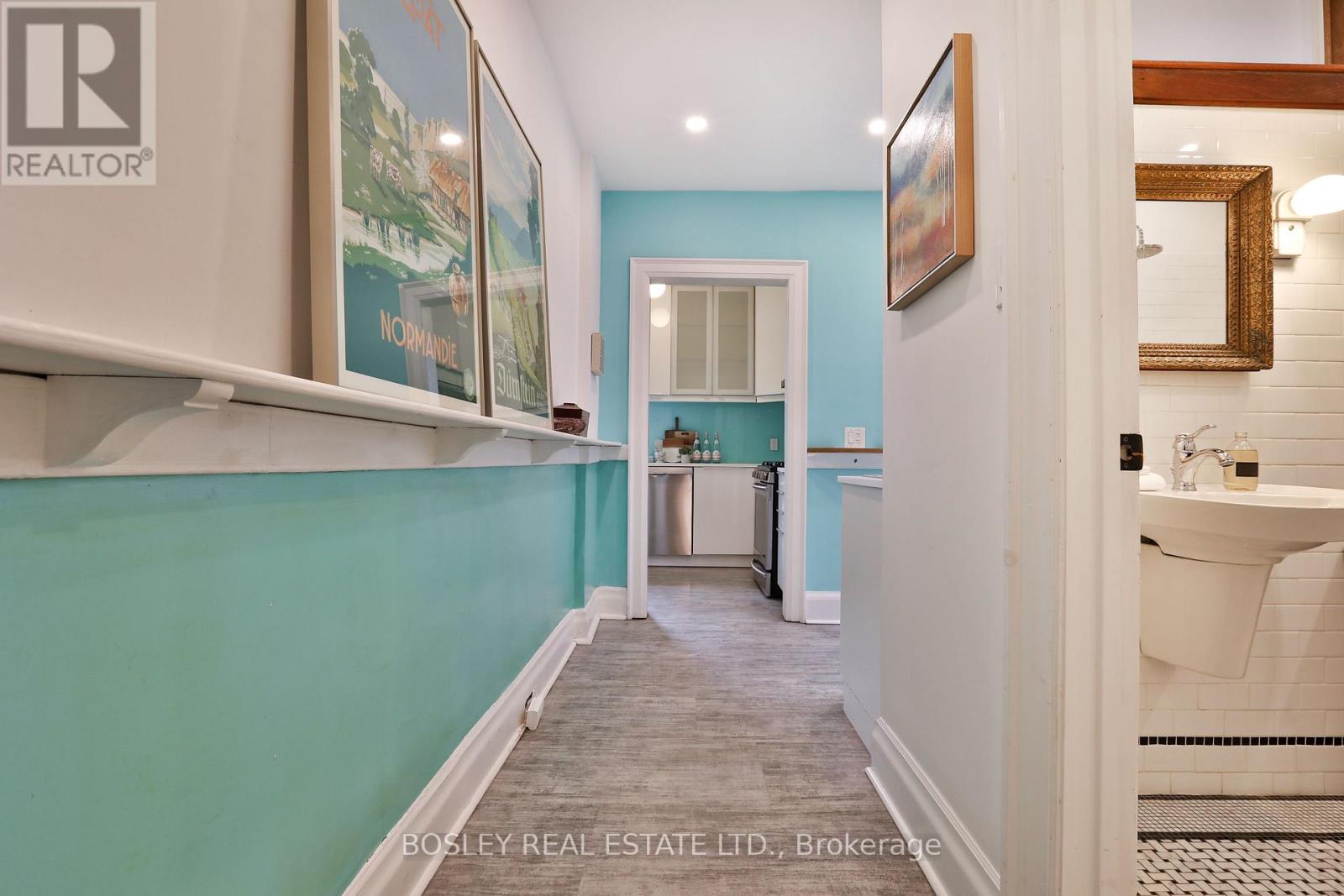 88 Indian Grove, Toronto, Ontario  M6R 2Y4 - Photo 14 - W12964624