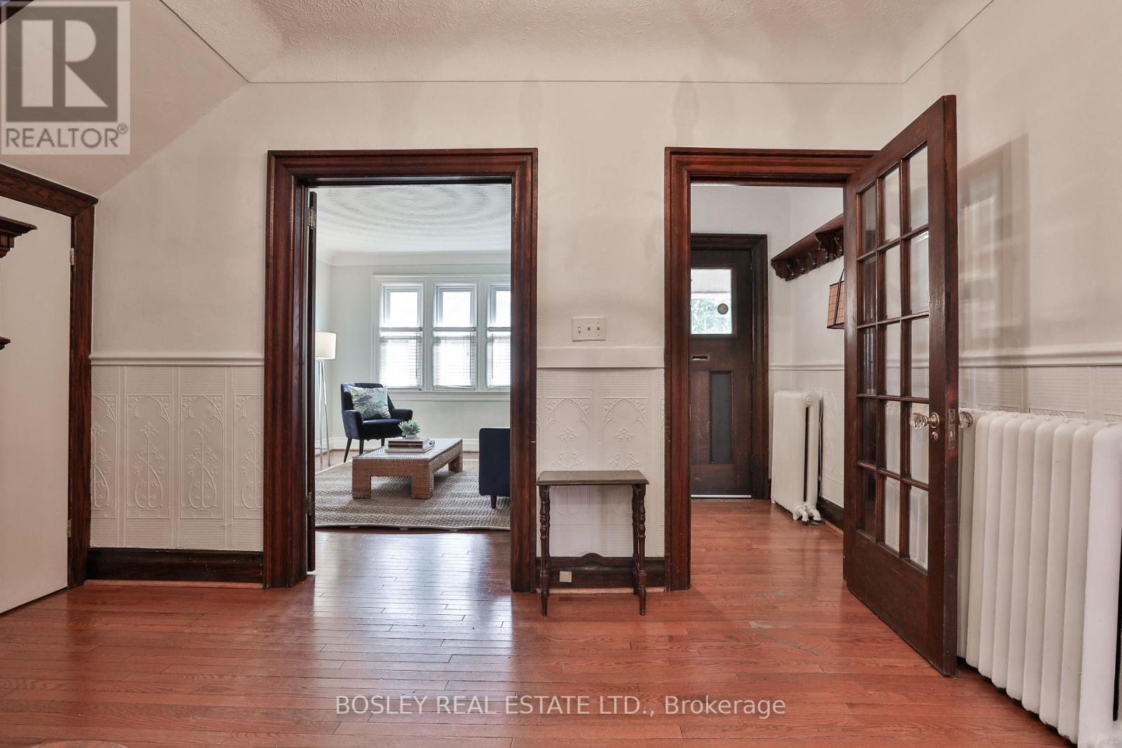 88 Indian Grove, Toronto, Ontario  M6R 2Y4 - Photo 2 - W12964624