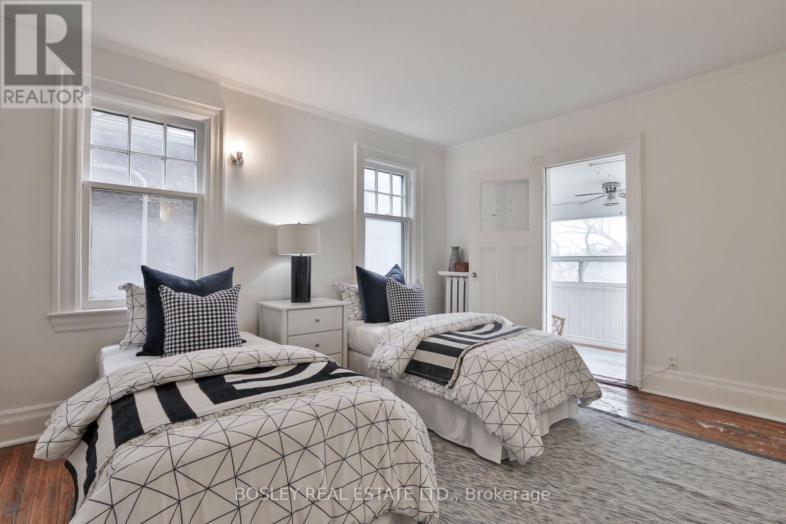 88 Indian Grove, Toronto, Ontario  M6R 2Y4 - Photo 23 - W12964624