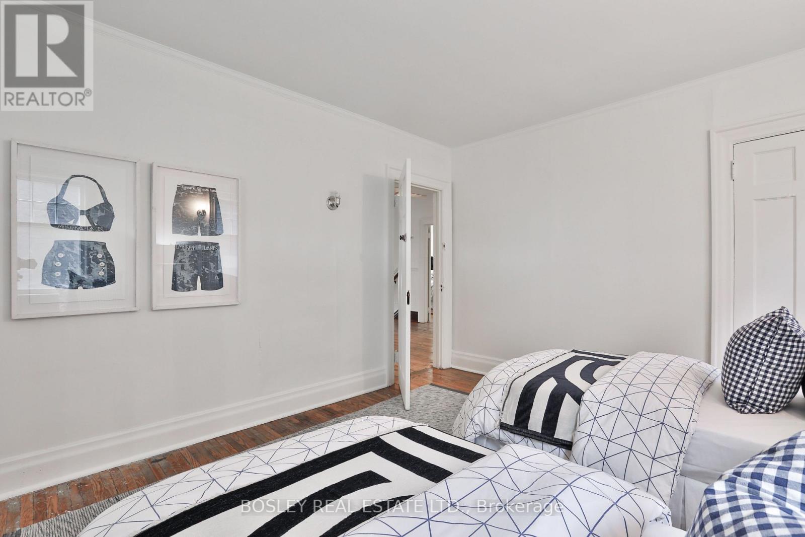 88 Indian Grove, Toronto, Ontario  M6R 2Y4 - Photo 25 - W12964624