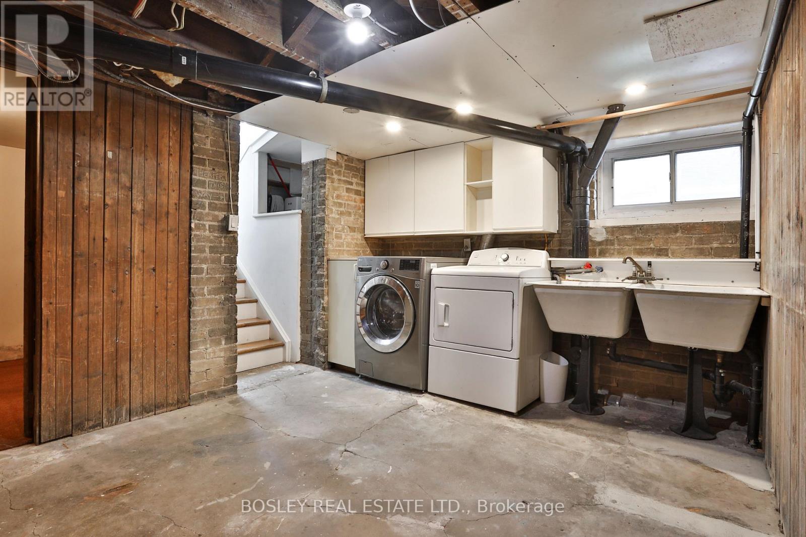 88 Indian Grove, Toronto, Ontario  M6R 2Y4 - Photo 36 - W12964624