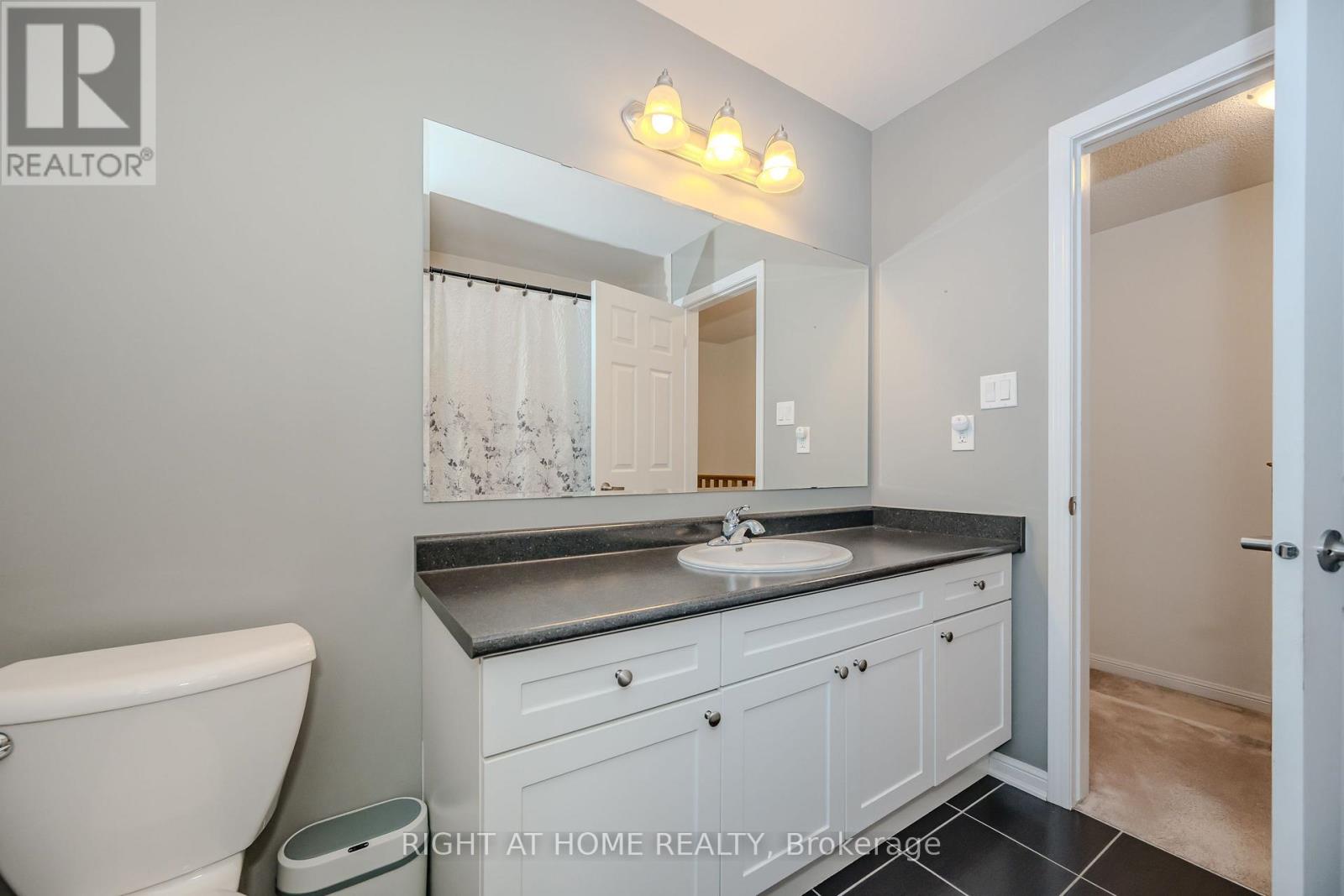 525 Cavanagh Lane, Milton, Ontario  L9T 8G4 - Photo 27 - W12964700