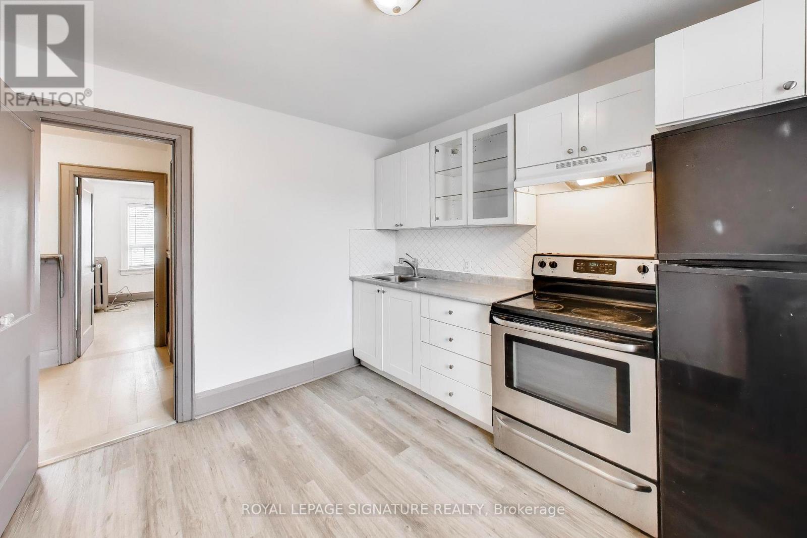 300 Concord Avenue, Toronto, Ontario  M6H 2P6 - Photo 12 - W12964712