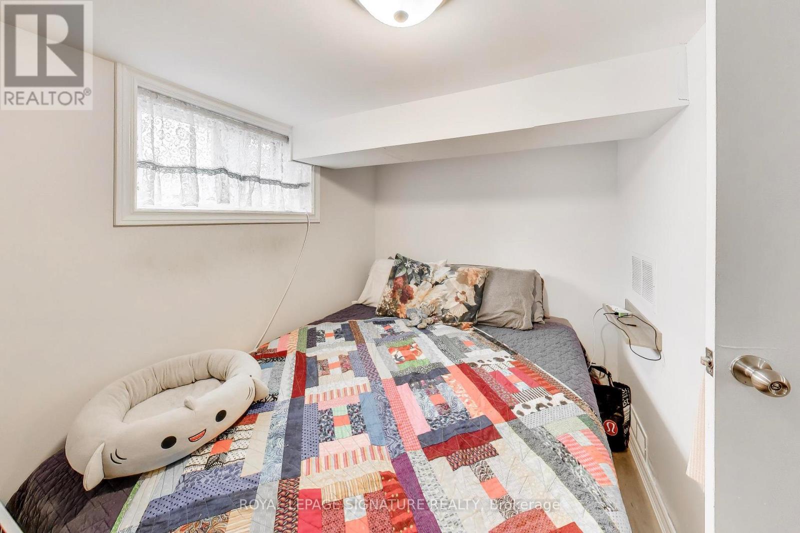 300 Concord Avenue, Toronto, Ontario  M6H 2P6 - Photo 24 - W12964712