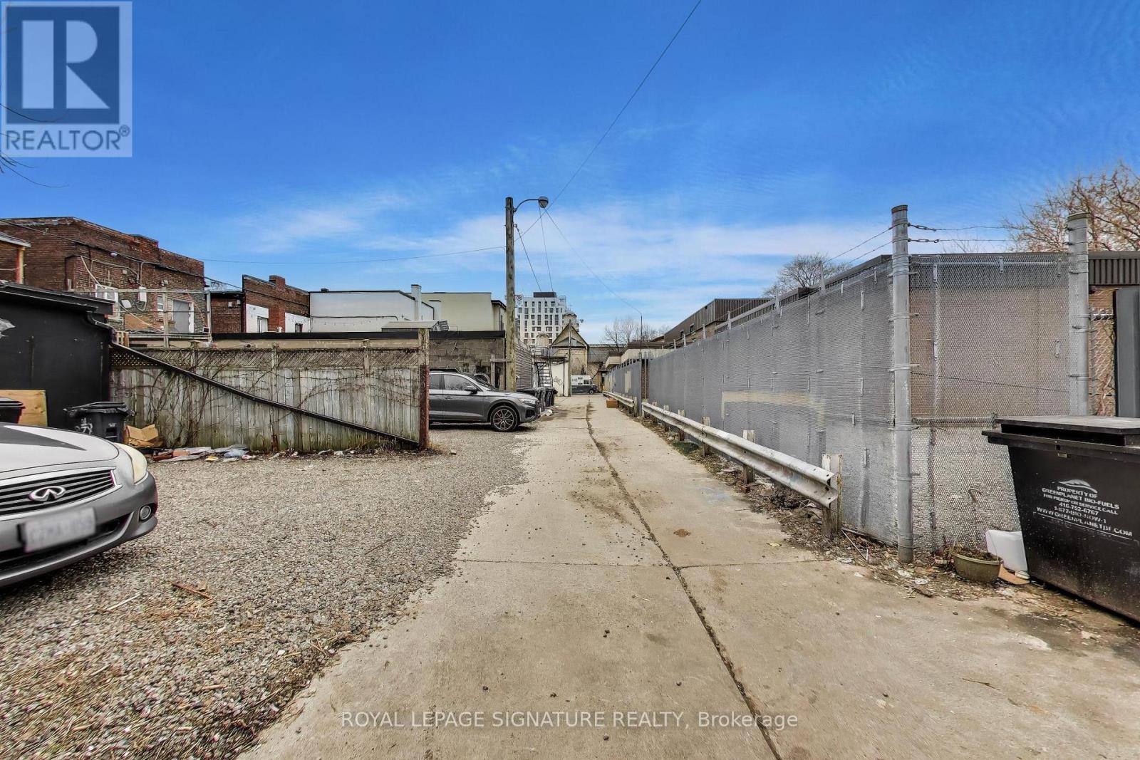 300 Concord Avenue, Toronto, Ontario  M6H 2P6 - Photo 28 - W12964712