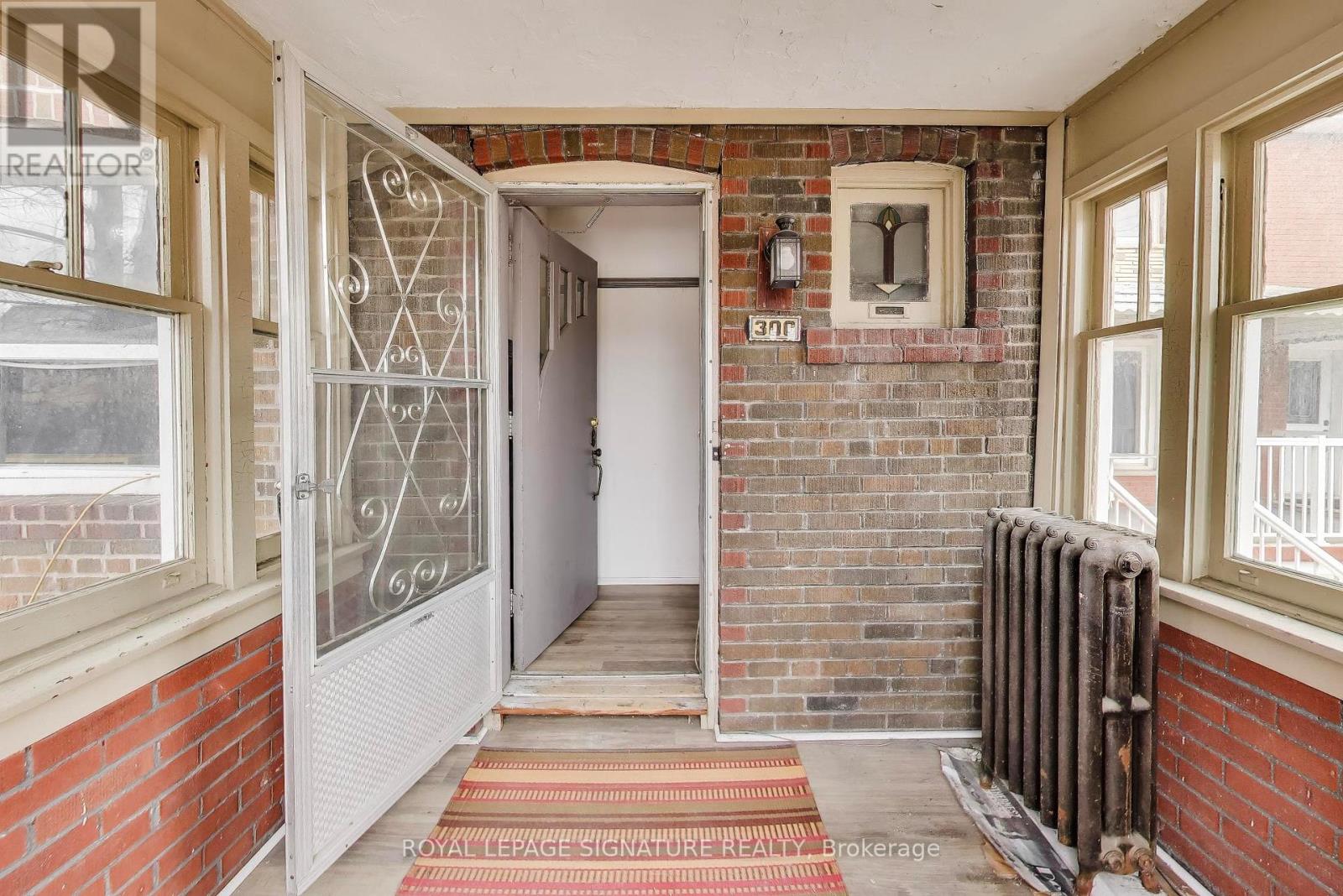 300 Concord Avenue, Toronto, Ontario  M6H 2P6 - Photo 3 - W12964712