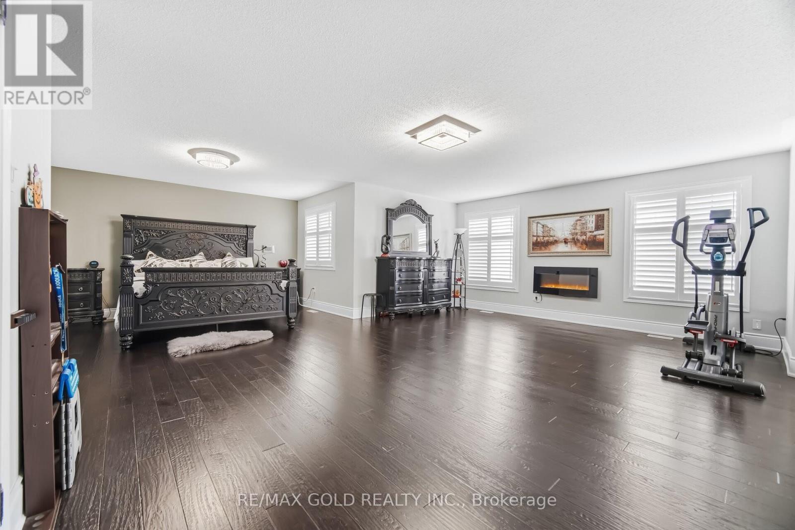 72 Midsummer Drive, Brampton, Ontario  L6P 3E4 - Photo 17 - W12964720