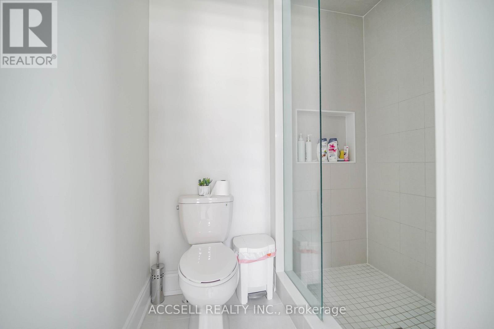 95 James Walker Avenue, Caledon, Ontario  L7C 4N1 - Photo 28 - W12964724