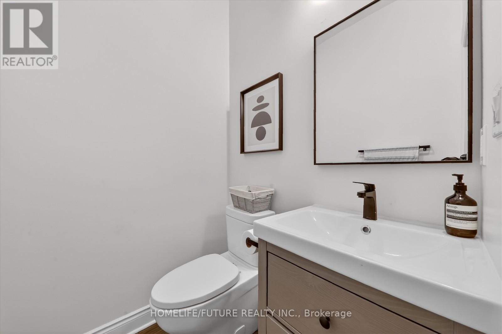 1016 Poppy Lane, Newmarket (Stonehaven-Wyndham), Ontario  L3X 3H6 - Photo 18 - N12962184